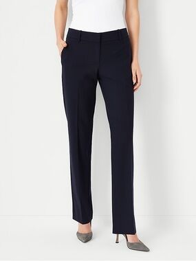 Ann Taylor The Petite Straight Pant in Seasonless Stretch Size 2P - Navy